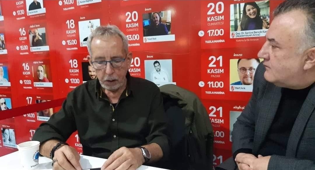 4. Tuzla Kitap Fuarı Truva Yayınları Standı