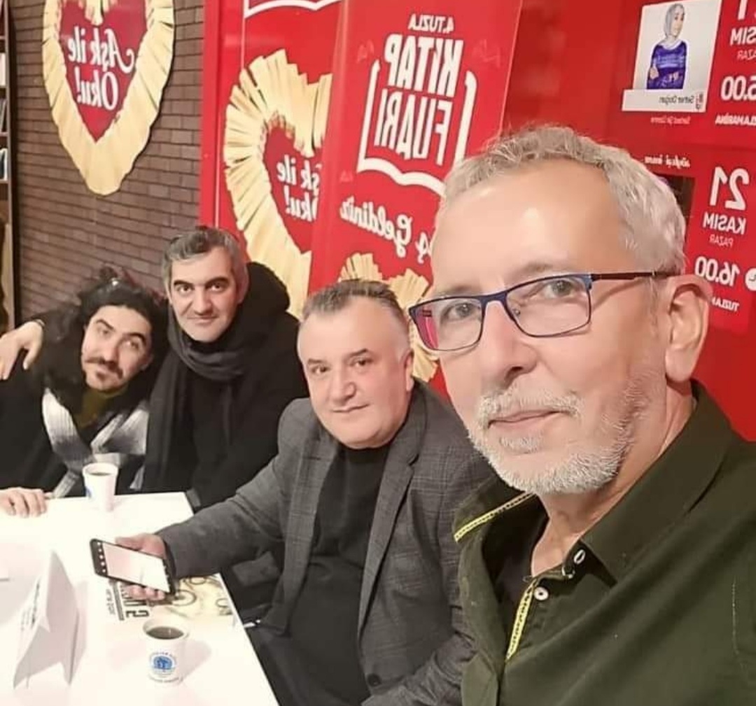 4. Tuzla Kitap Fuarı Truva Yayınları Standı
