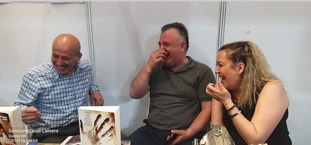 14 / 22 Mayıs 2022 Kocaeli Kitap Fuarı Serpil Yalçın &  Sami Çelik İmza Günü 