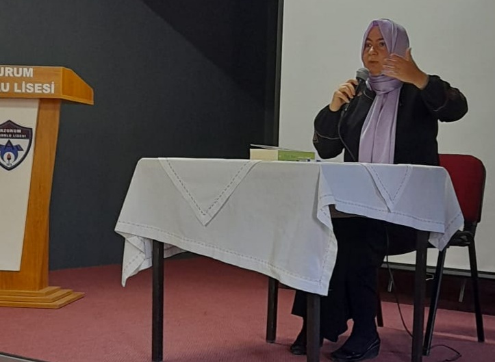 Genel Yayın Yönetmenimiz Yazar Ayfer Güney Konferans Verdi
