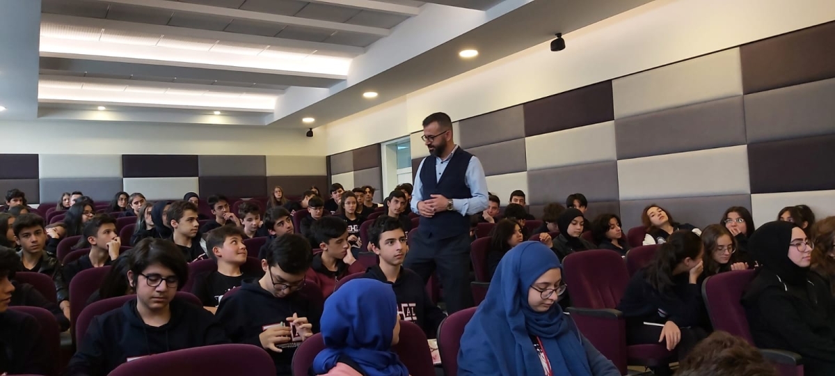 Truva Edebiyat Dergisi Yazı İşleri Müdürü Eğitimci - Yazar Ümit Polat Konferans Verdi