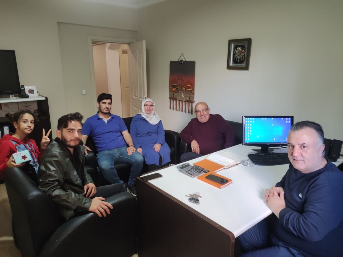 Yazarımız Ümmügülsüm Hasyıldırım Truva Yayınları ve Truva Edebiyat Dergisini ziyarete geldi. 
