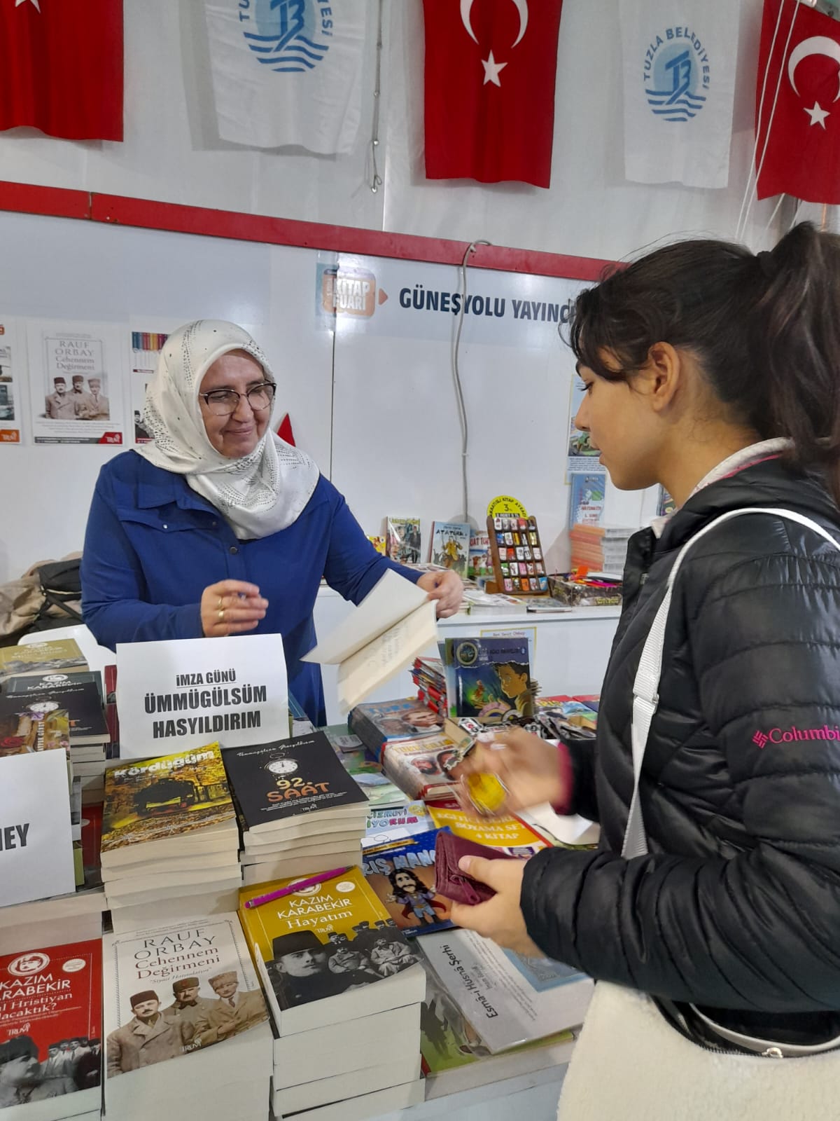 Truva Yayınları ve Truva Edebiyat Dergisi 5. Tuzla Kitap Fuarı İmza Günü- 03 - 04 / Aralık / 2022