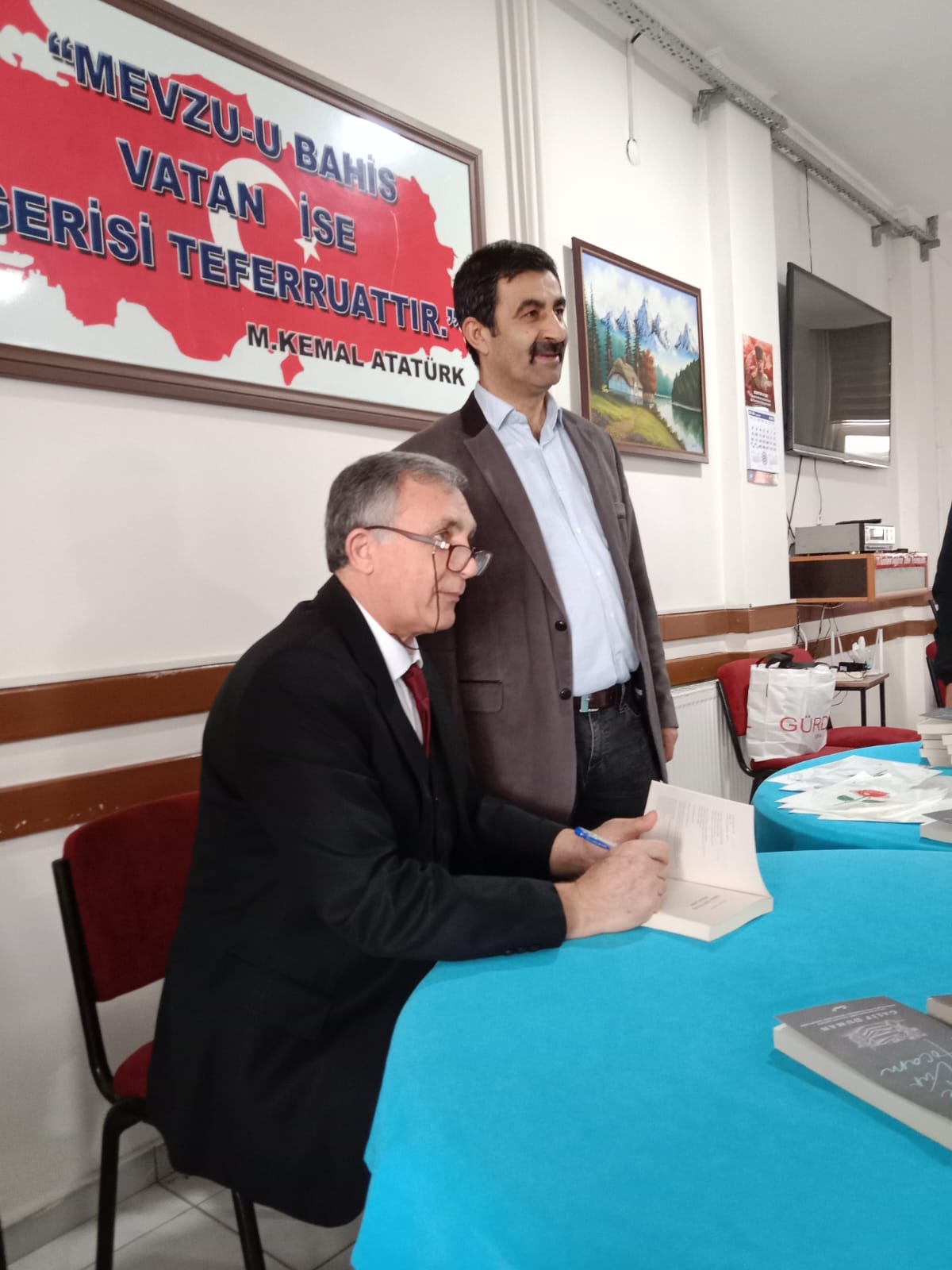 Eğitimci - Yazar Galip Duman'ın Emre Yayınları'ndan Yeni Çıkan 
