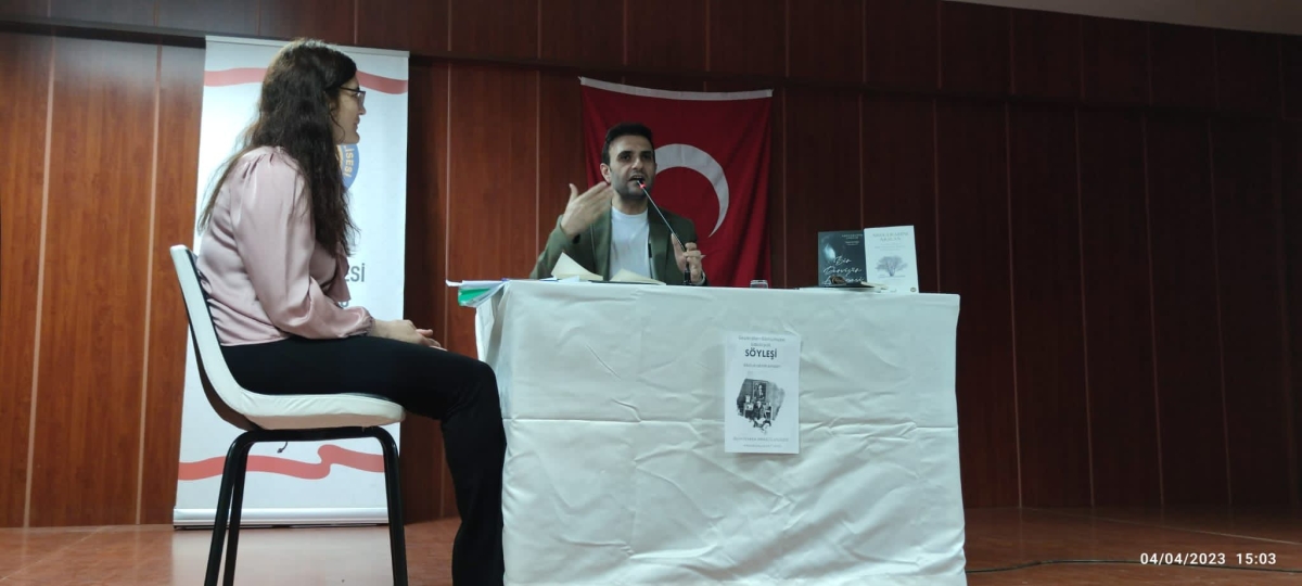 Yazarımız Abdulrahim Arslan Gümüşyaka Anadolu Lisesi'nde Öğrencileriyle...