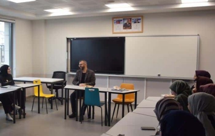 Truva Edebiyat Dergisi Yazı İşleri Müdürümüz Eğitimci-Şair-Yazar Ümit Polat Konya'da Öğrencilerle Buluştu