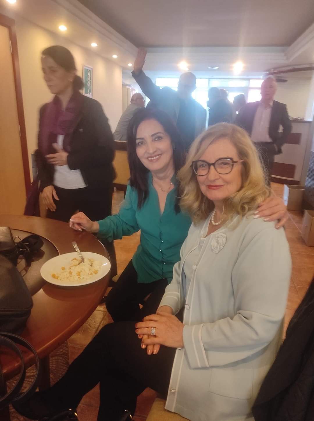 Truva Yayınları'ndan yeni kitabı çıkan Şevki Dinçal'ın tanıtım ve imza günü...