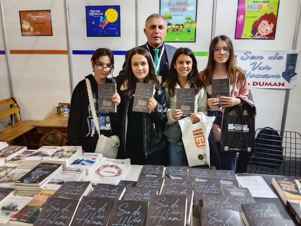 20. Bursa Tüyap Kitap Fuarı 06 Mayıs 2023 TRUVA & MAVİ NEFES YAYINLARI İMZA Günümüz 