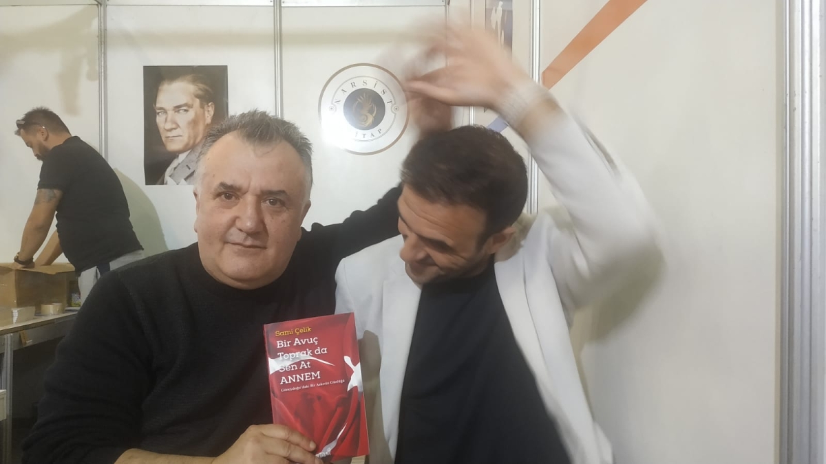 20. Bursa Tüyap Kitap Fuarı 07 Mayıs 2023 -Pazar- TRUVA & MAVİ NEFES YAYINLARI İMZA Günümüz 