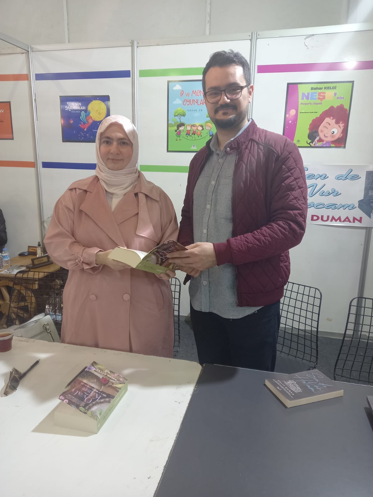 20. Bursa Tüyap Kitap Fuarı 07 Mayıs 2023 -Pazar- TRUVA & MAVİ NEFES YAYINLARI İMZA Günümüz 