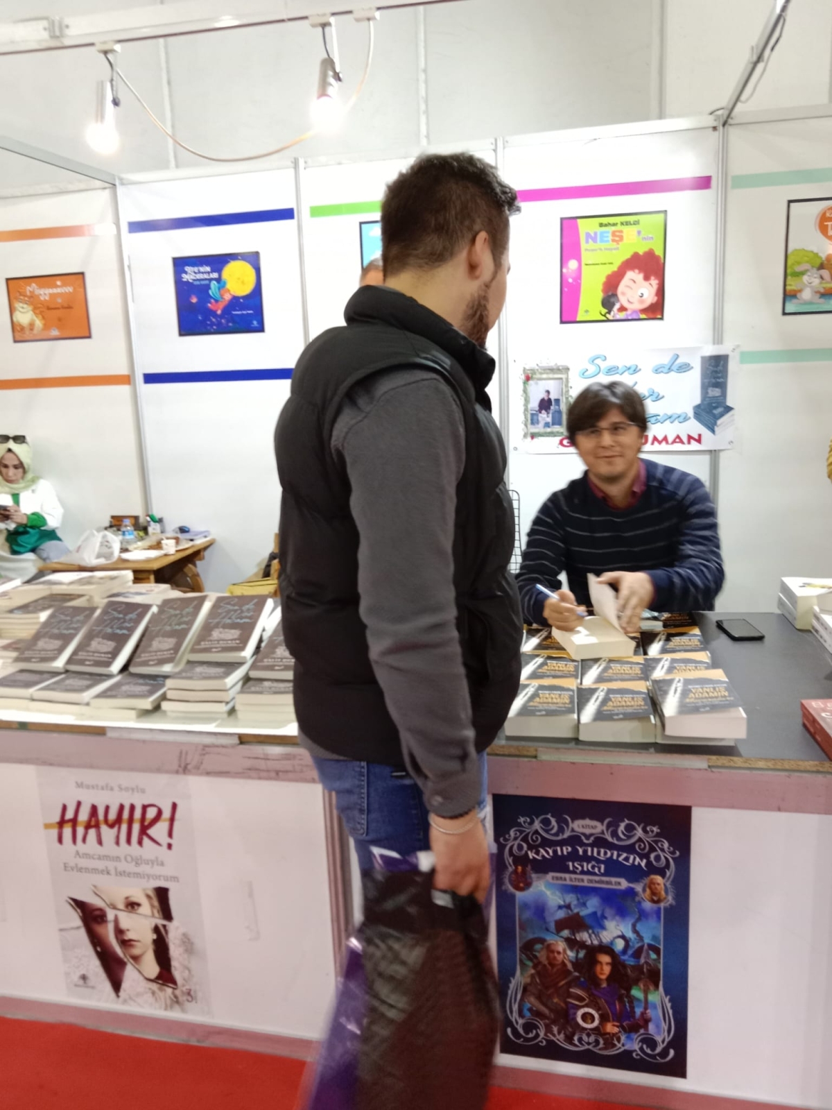 20. Bursa Tüyap Kitap Fuarı 07 Mayıs 2023 -Pazar- TRUVA & MAVİ NEFES YAYINLARI İMZA Günümüz 