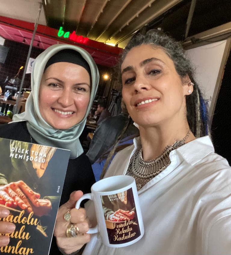 Truva Yayınları ve Truva Edebiyat Dergisi Yazarlarımız Ankara'da, 'Ateşte Demlenen Şiirler Antoloi-1 Kitap Tanıtımı ve İmza Günü' Etkinliğinde... 