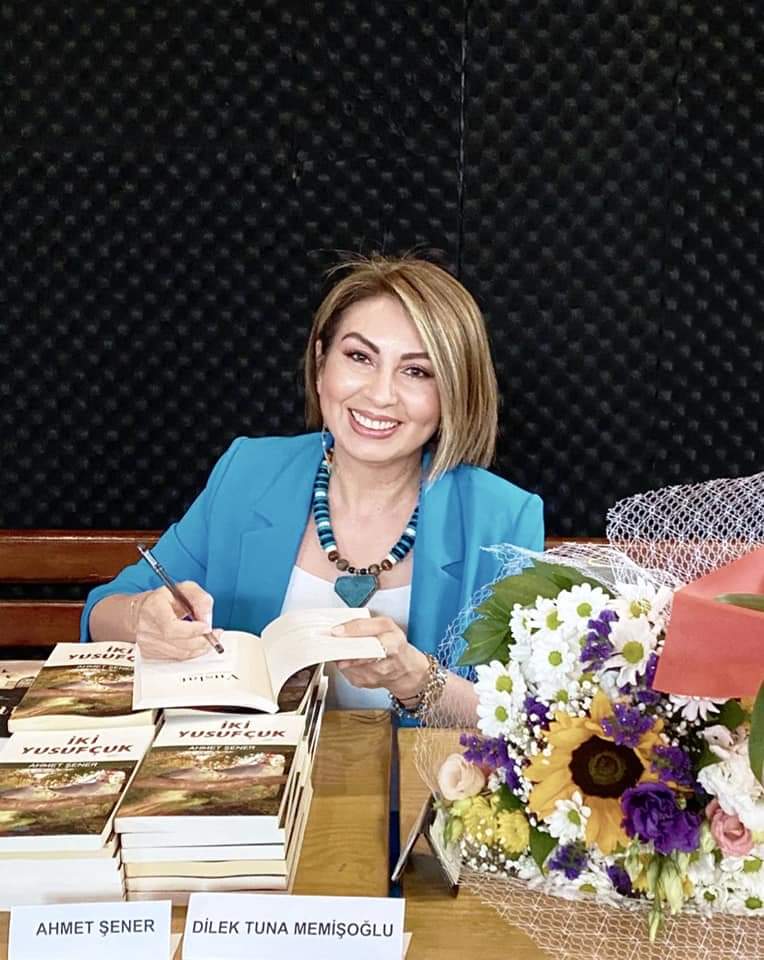 Truva Yayınları ve Truva Edebiyat Dergisi Yazarlarımız Ankara'da, 'Ateşte Demlenen Şiirler Antoloi-1 Kitap Tanıtımı ve İmza Günü' Etkinliğinde... 