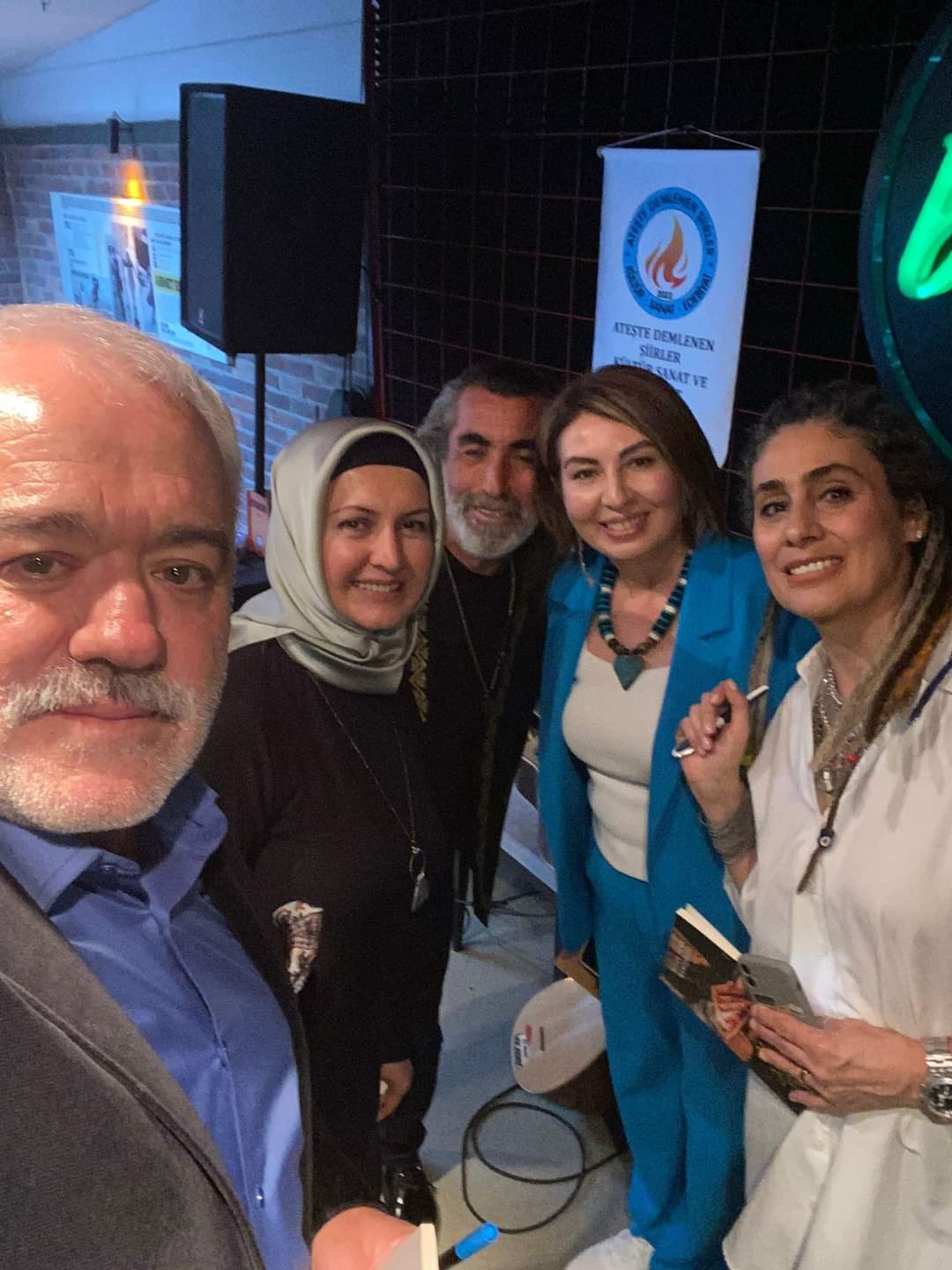 Truva Yayınları ve Truva Edebiyat Dergisi Yazarlarımız Ankara'da, 'Ateşte Demlenen Şiirler Antoloi-1 Kitap Tanıtımı ve İmza Günü' Etkinliğinde... 