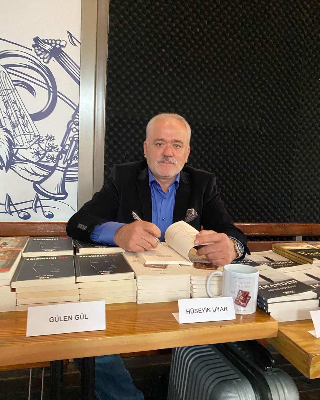 Truva Yayınları ve Truva Edebiyat Dergisi Yazarlarımız Ankara'da, 'Ateşte Demlenen Şiirler Antoloi-1 Kitap Tanıtımı ve İmza Günü' Etkinliğinde... 