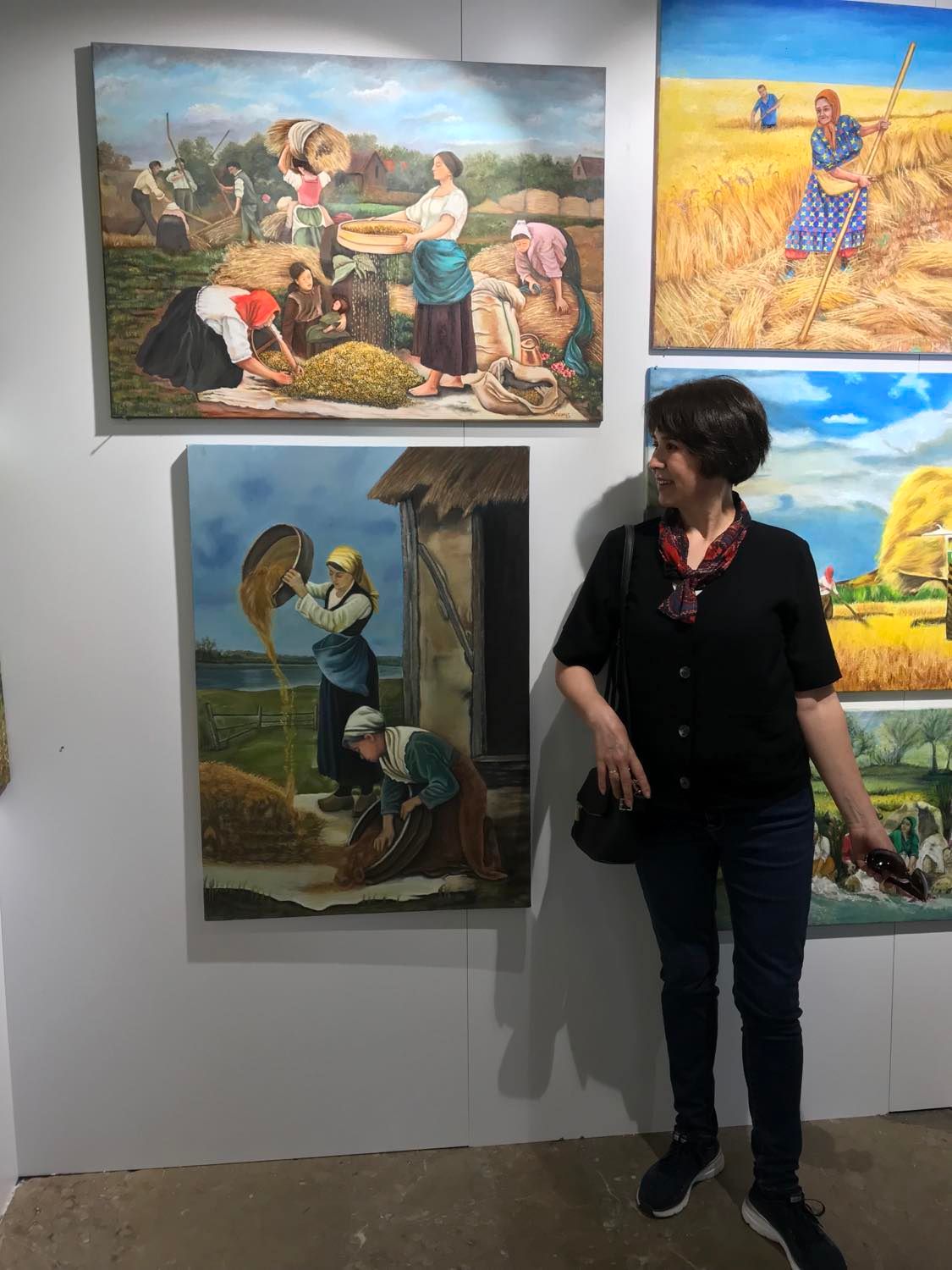 Yazarımız Nevin Bahtışen Eserlerini, 'Karınca El Emeği Sergisi' nde Sanat Severler İçin Sergiledi 