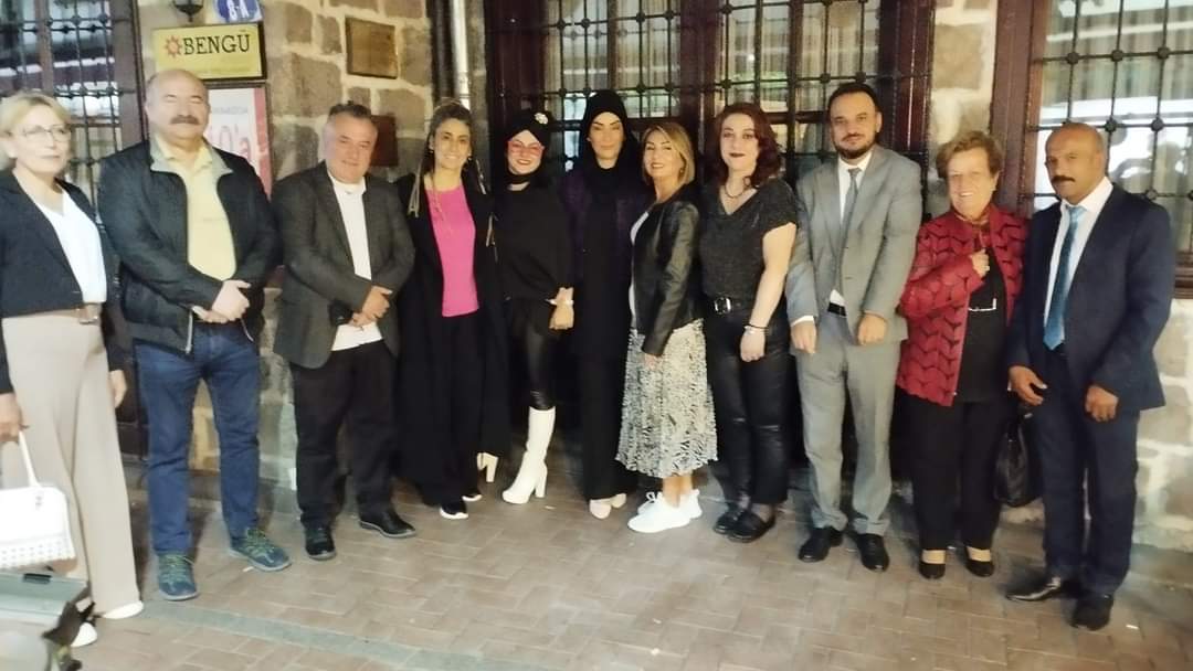 Ankara'da, Ateşte Demlenen Şiirler, Şiir Gecesinde Truva Edebiyat Dergisi olarak Bulunduk