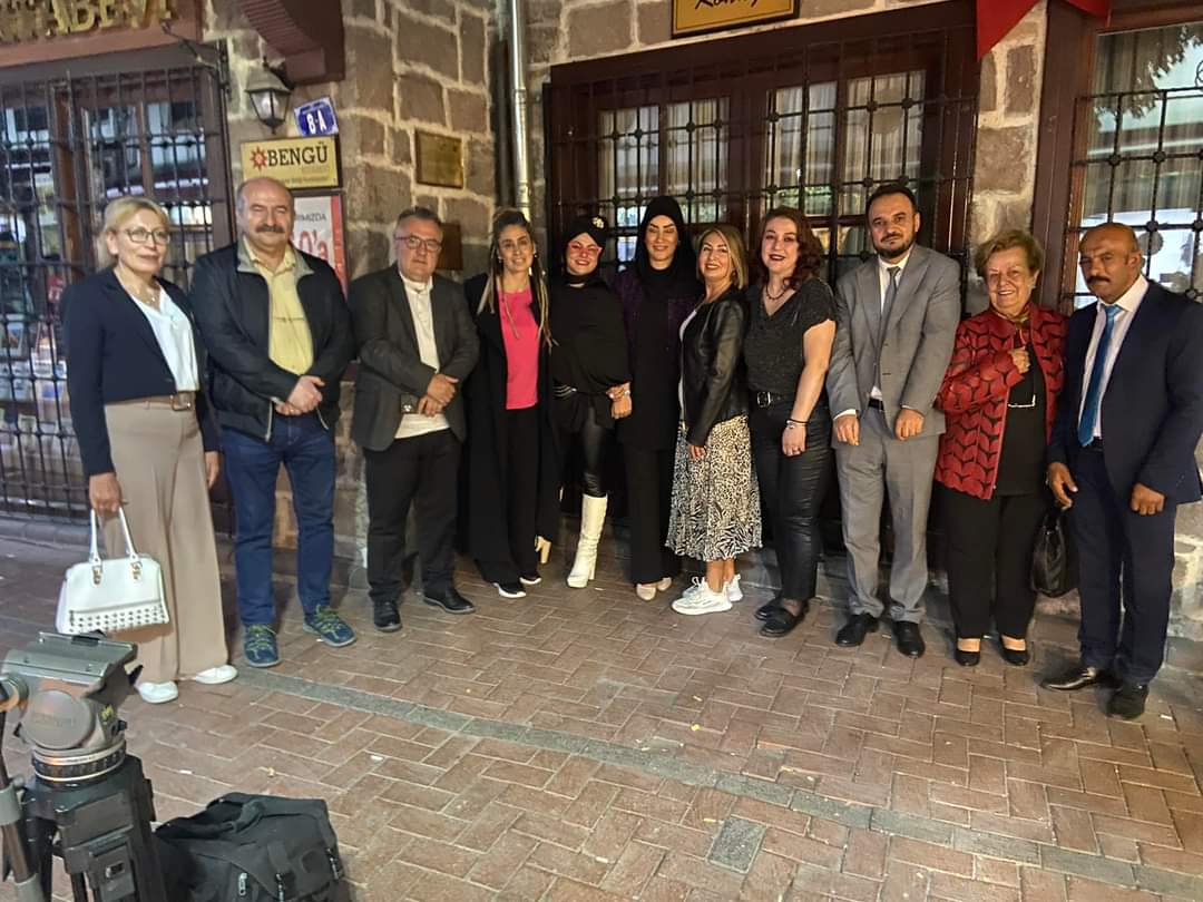 Ankara'da, Ateşte Demlenen Şiirler, Şiir Gecesinde Truva Edebiyat Dergisi olarak Bulunduk