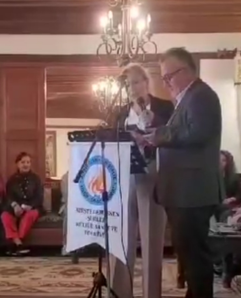 Ankara'da, Ateşte Demlenen Şiirler, Şiir Gecesinde Truva Edebiyat Dergisi olarak Bulunduk