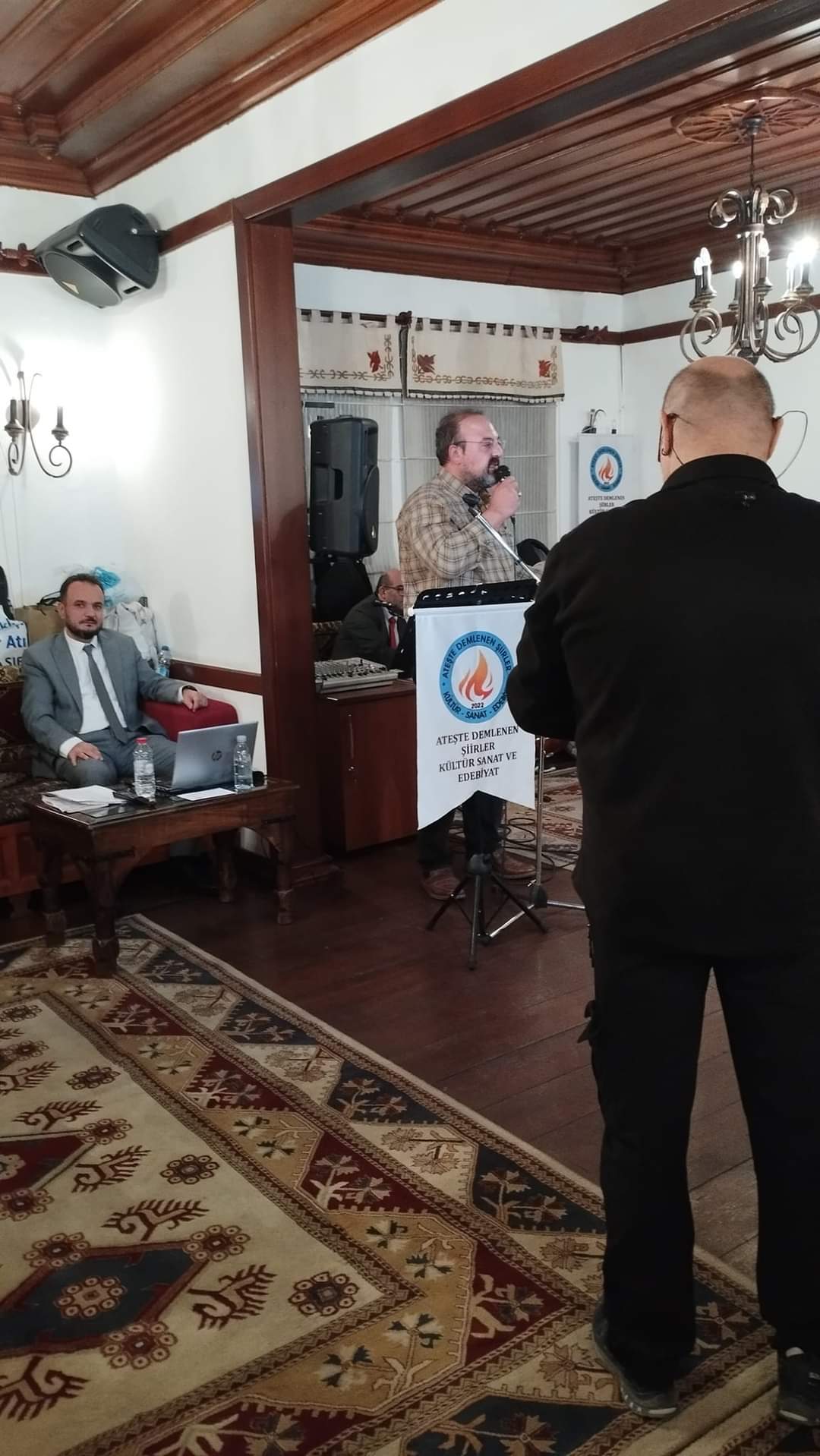 Ankara'da, Ateşte Demlenen Şiirler, Şiir Gecesinde Truva Edebiyat Dergisi olarak Bulunduk
