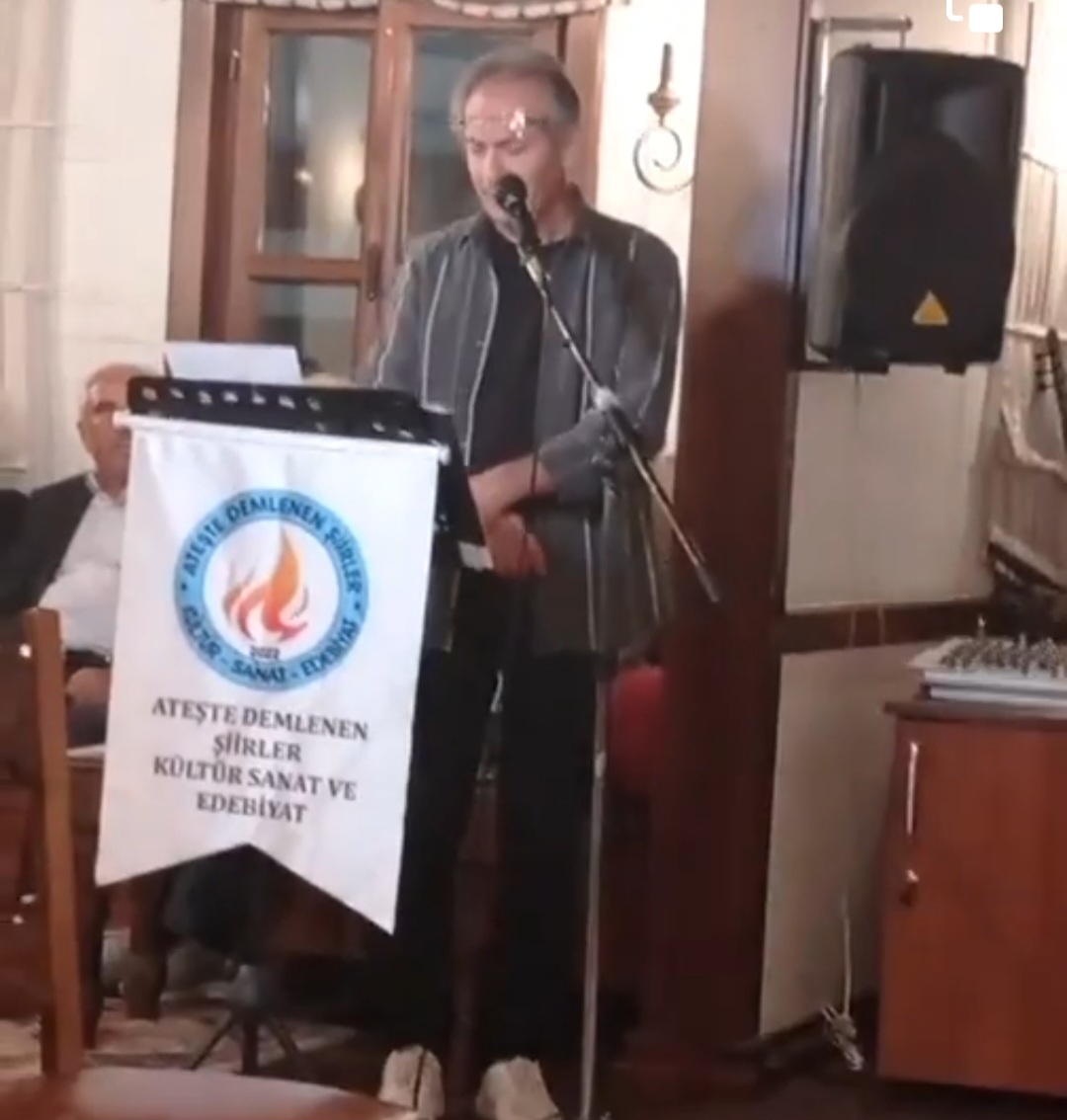 Ankara'da, Ateşte Demlenen Şiirler, Şiir Gecesinde Truva Edebiyat Dergisi olarak Bulunduk