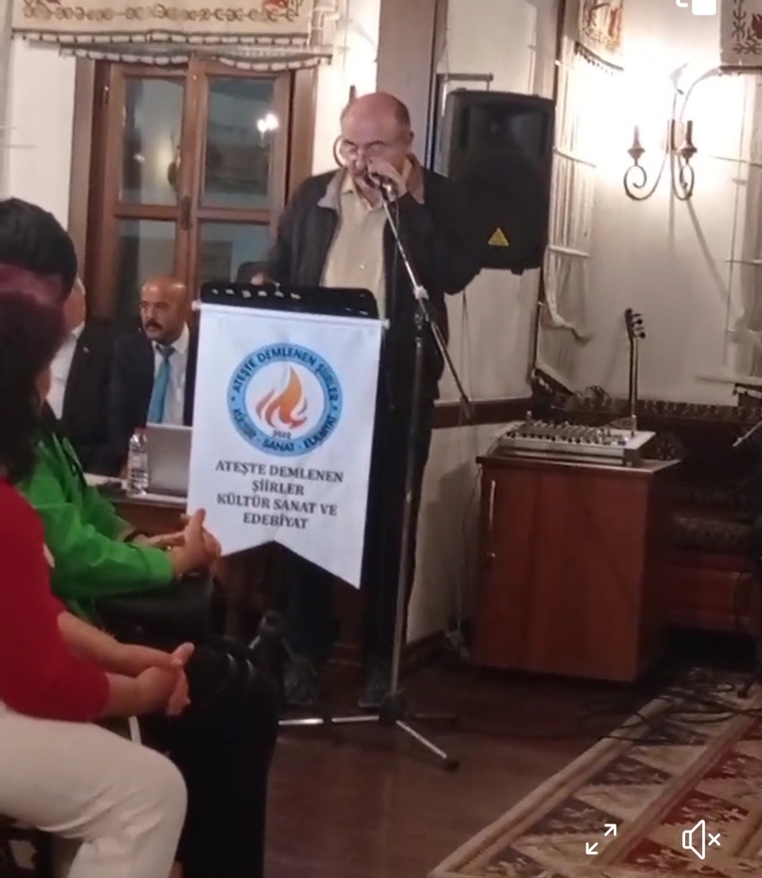 Ankara'da, Ateşte Demlenen Şiirler, Şiir Gecesinde Truva Edebiyat Dergisi olarak Bulunduk