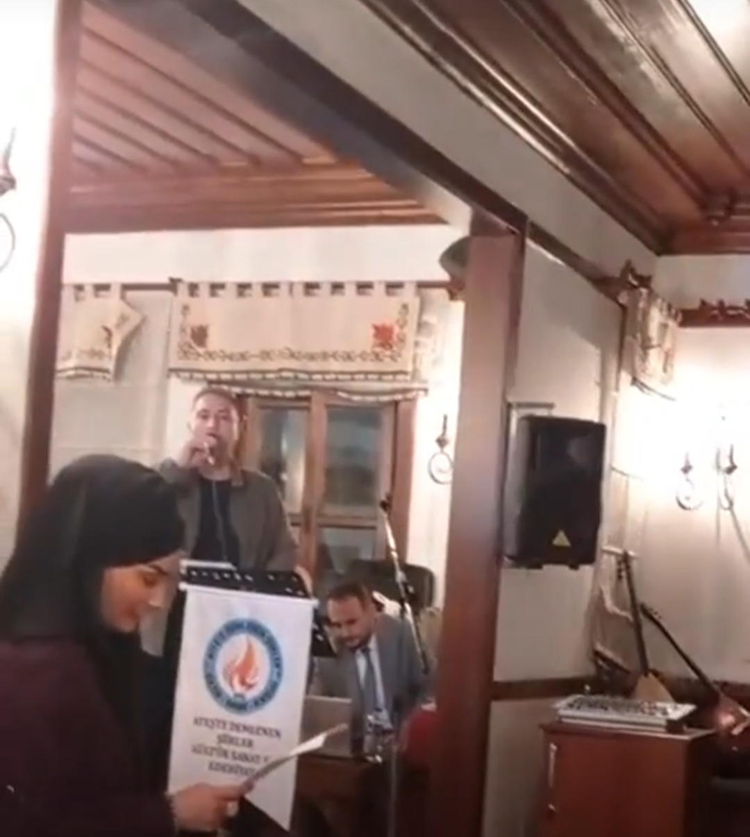 Ankara'da, Ateşte Demlenen Şiirler, Şiir Gecesinde Truva Edebiyat Dergisi olarak Bulunduk