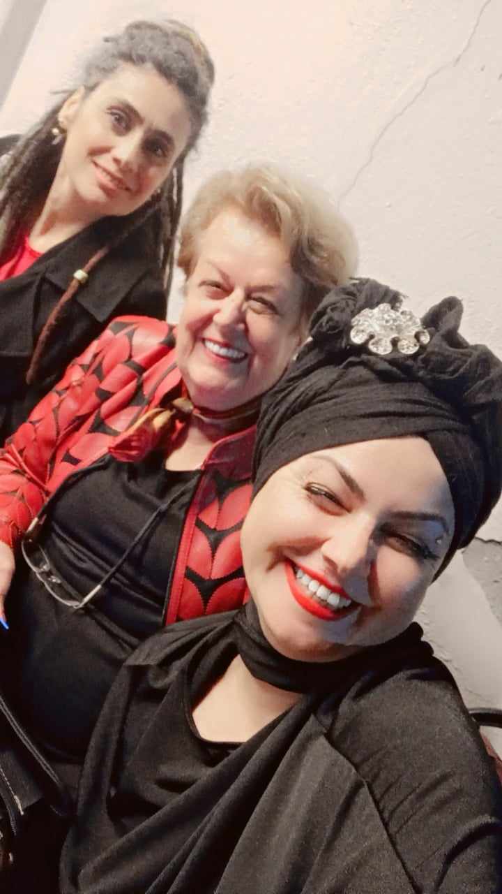 Ankara'da, Ateşte Demlenen Şiirler, Şiir Gecesinde Truva Edebiyat Dergisi olarak Bulunduk
