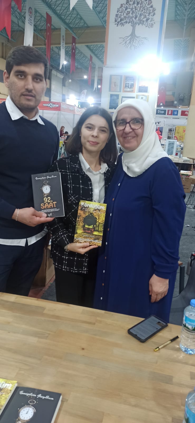 Yazarımız Ümmügülsüm Hasyıldırım'ın 6. Denizli Kitap Fuarı'nda İmza Günü / 20 Ekim 2023