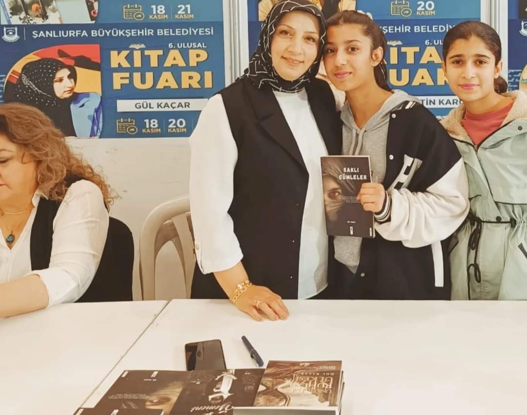 Şanlıurfa 6. Kitap Fuarı'nda yazarımız Gül Kaçar'ın İmza Günü