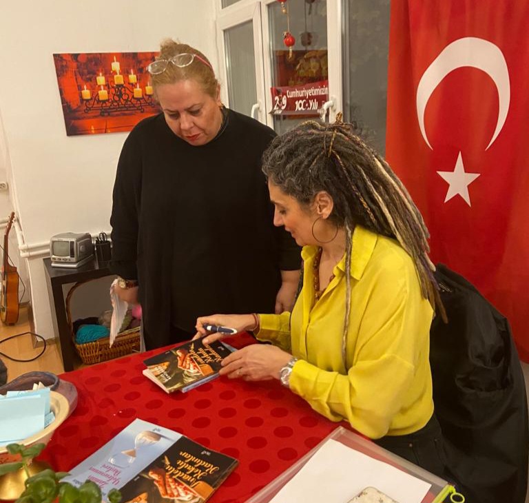 Yazarımız Dilek Tuna Memişoğlu'ndan Ankara'da Söyleşi ve İmza 