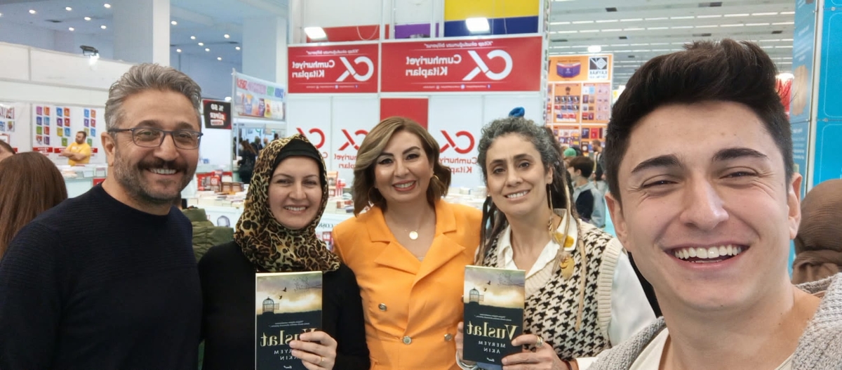 19. Ankara Kitap Fuarı Yazarlarımız Meryem Akın ve Ebru Boranlıoğlu Tekin'in İmza Günü