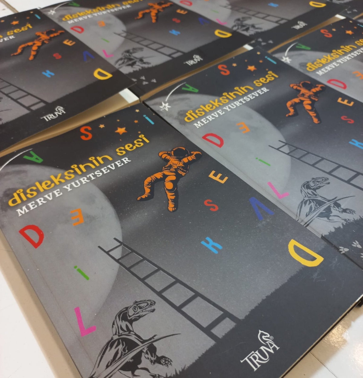 19. Ankara Kitap Fuarı Yazarlarımız Merve Yurtsever ve Muhammet Erdevir'in İmza Günü