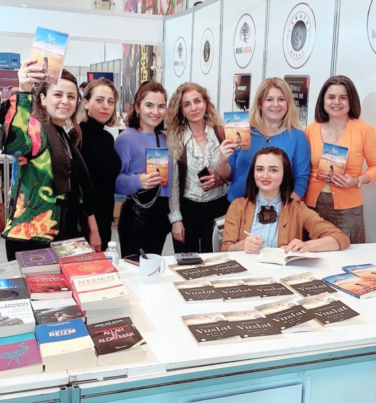 19. Ankara Kitap Fuarı Yazarlarımız Meryem Akın ve Ebru Boranlıoğlu Tekin'in İmza Günü