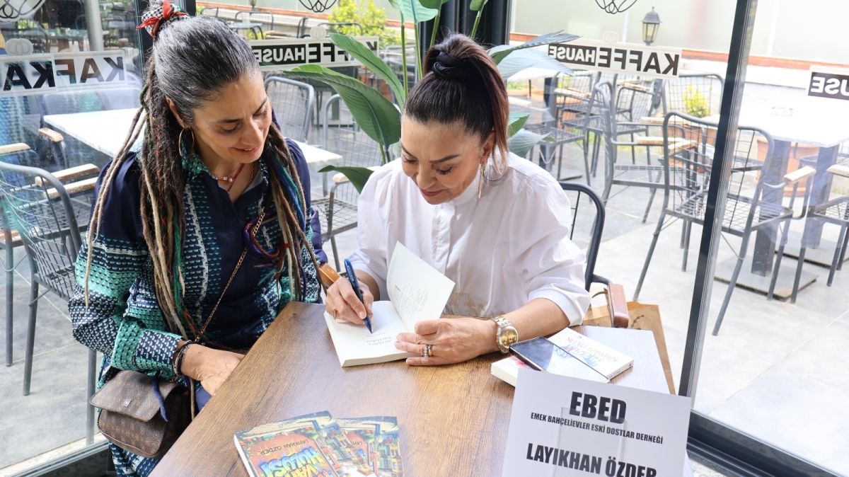 Truva Yayınları ve Truva Edebiyat Dergisi Yazarımız Layıkhan Özder'den Ankara'da Anlamlı İmza Günü