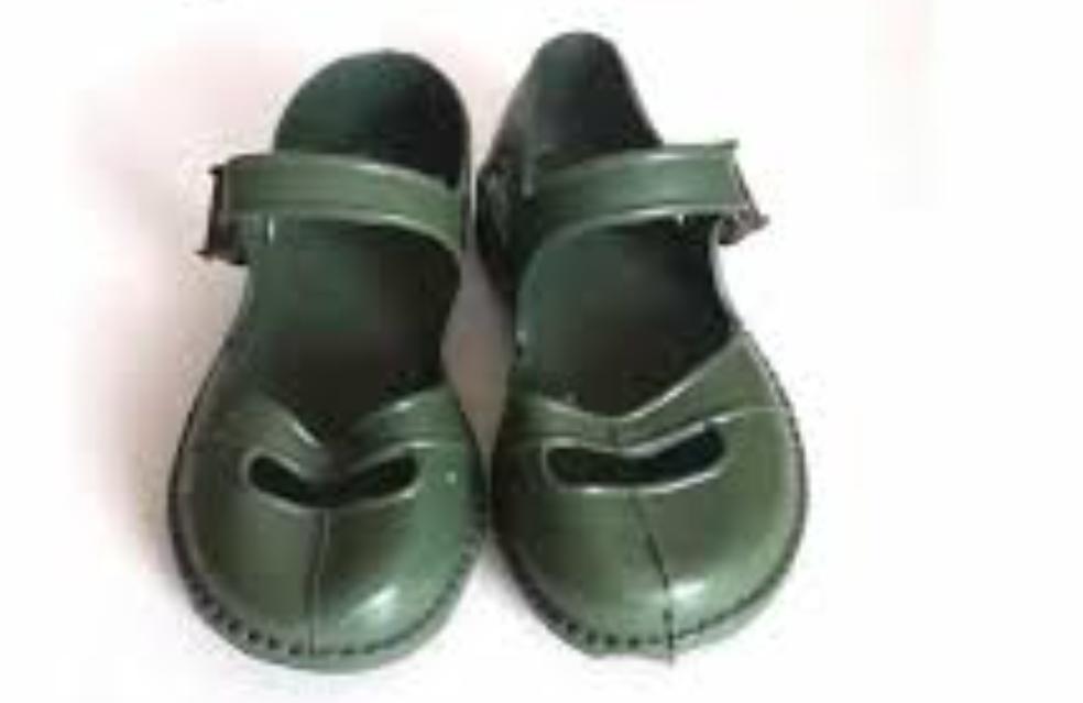 Yeşil Naylon Ayakkabı 